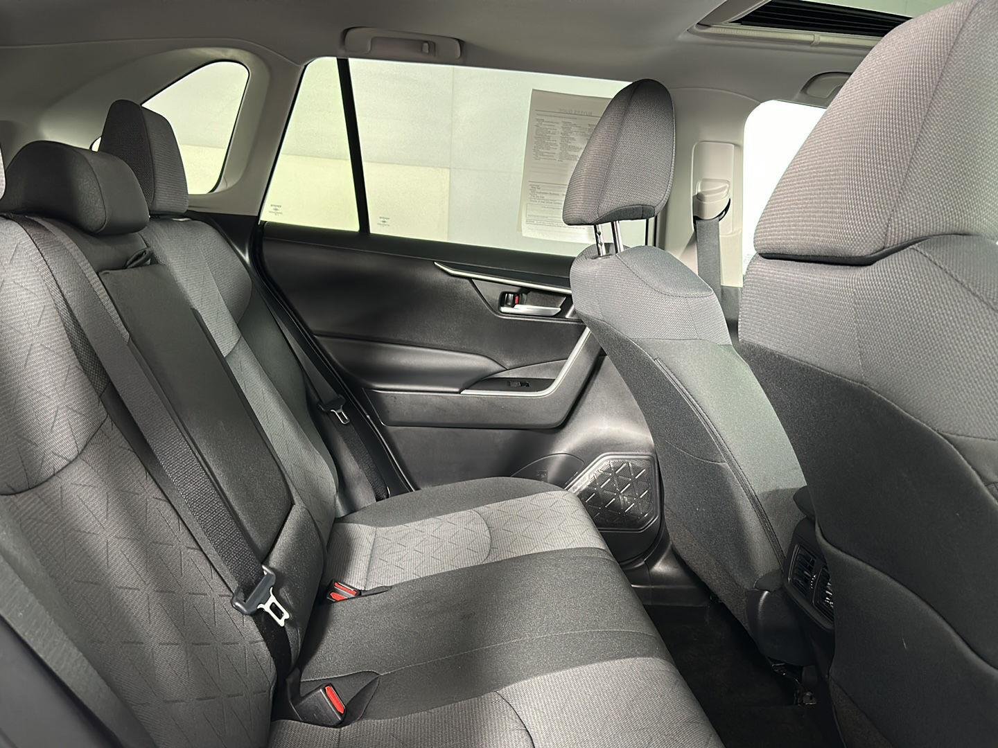 Used 2025 Ice Cap Toyota XLE image 27