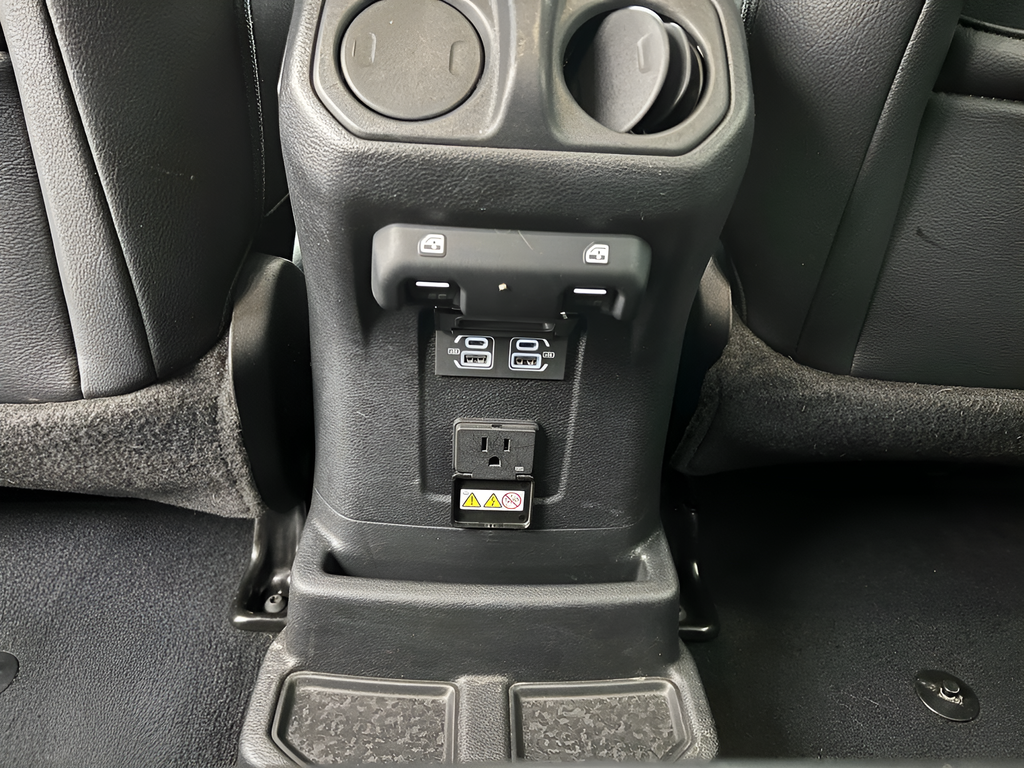 2023 Jeep Wrangler 4xe Sahara 4XE - Photo 38