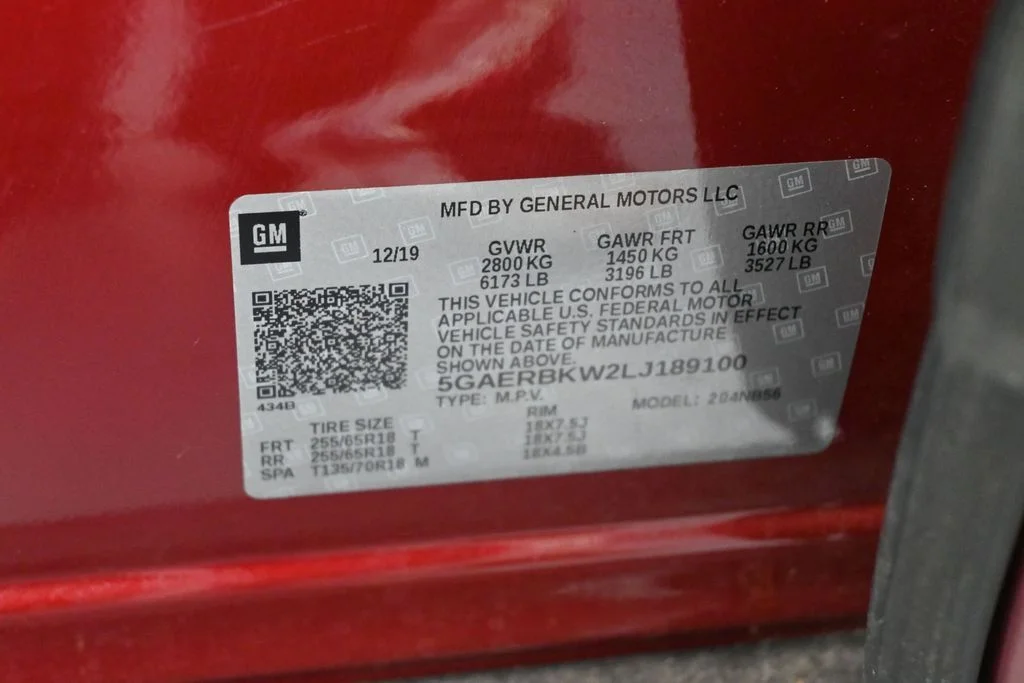 Used 2020 Red Quartz Tintcoat Buick Essence image 17
