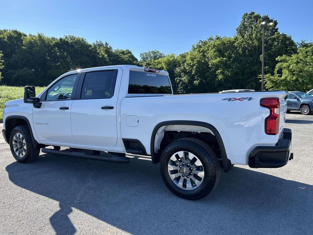 New 2026 Summit White Chevrolet Custom image 6