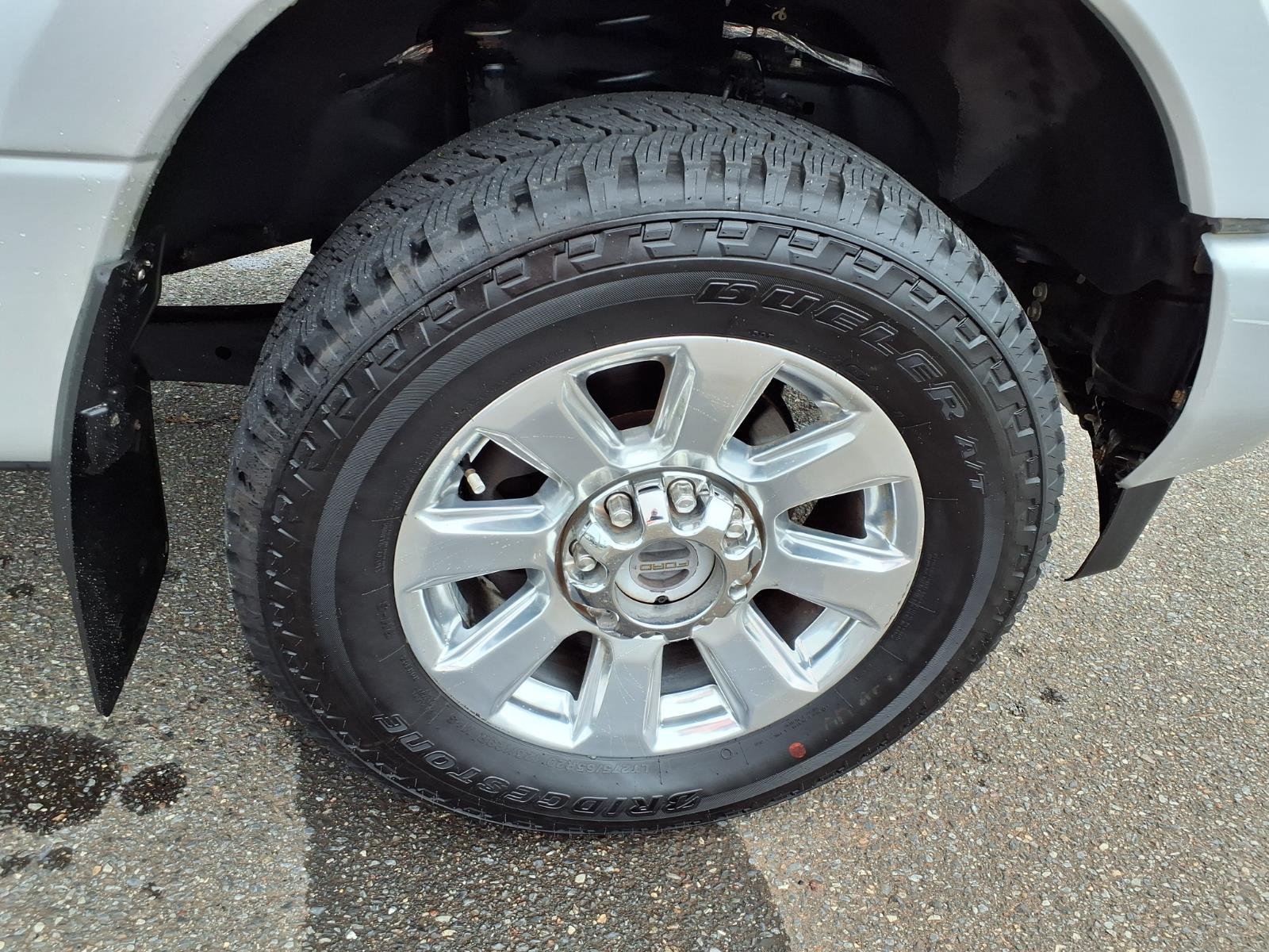 Used 2019  FORD  image 14