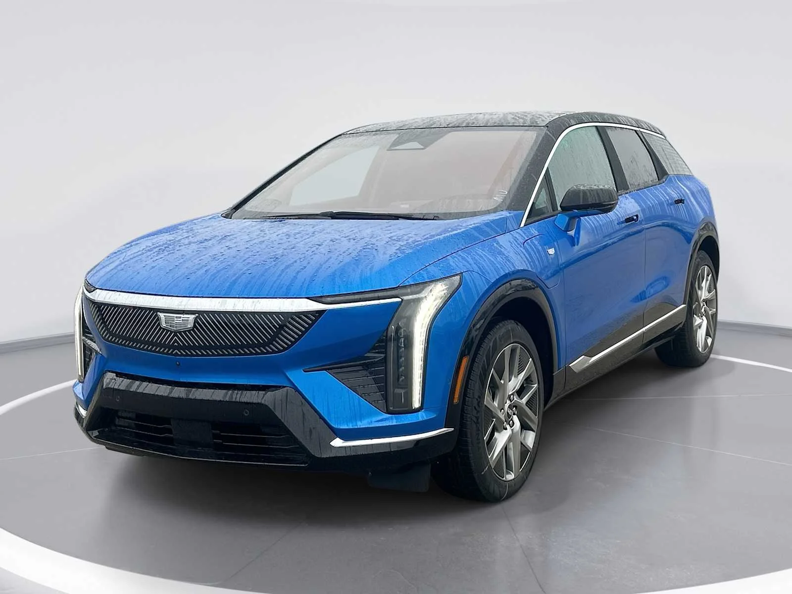 2026 Cadillac Optiq Luxury AWD's photo