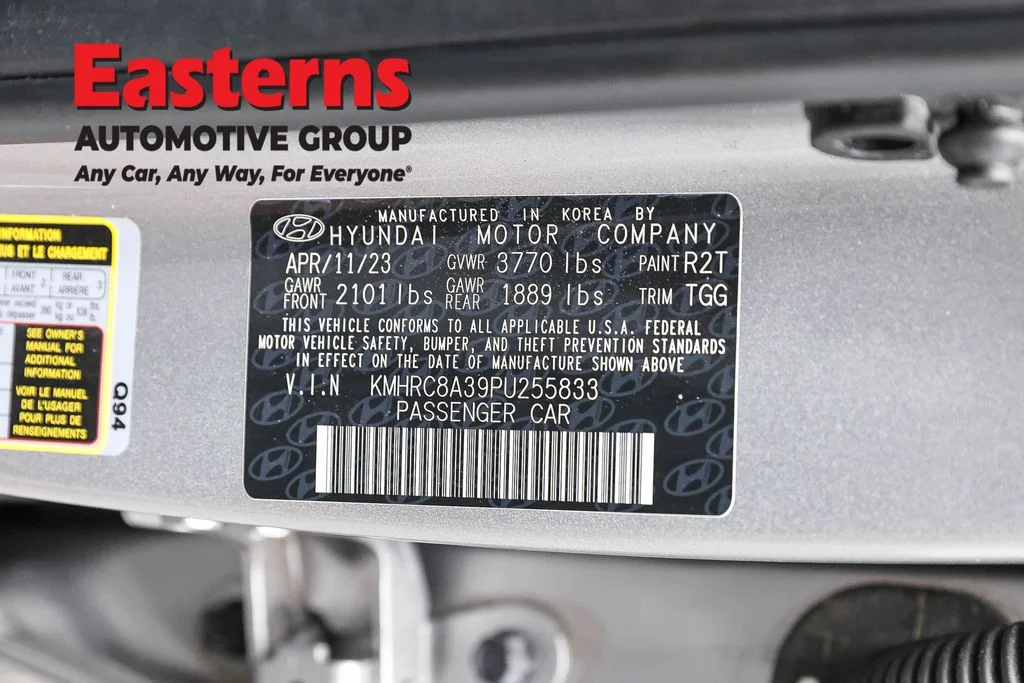 Used 2023 Silver Hyundai SEL image 36