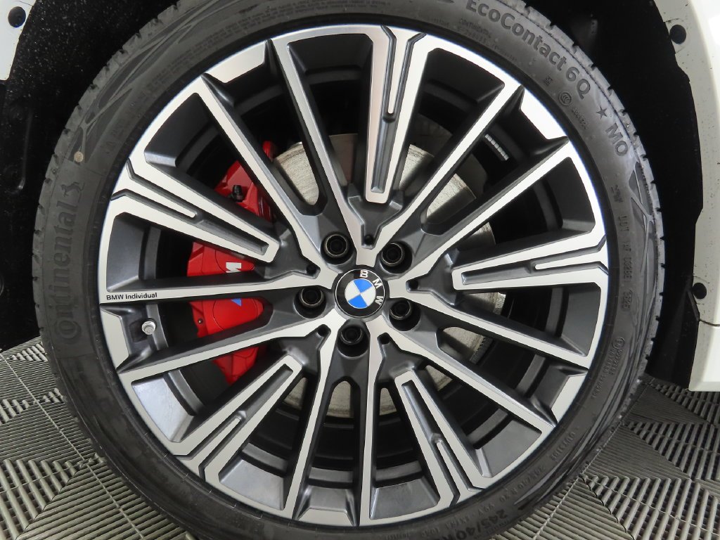 Certified Used 2026 Alpine White BMW xDrive28i image 31
