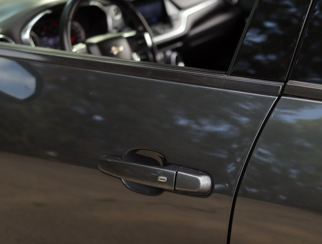 Used 2020 NIGHTFALL GRAY METALLIC Chevrolet LT image 34