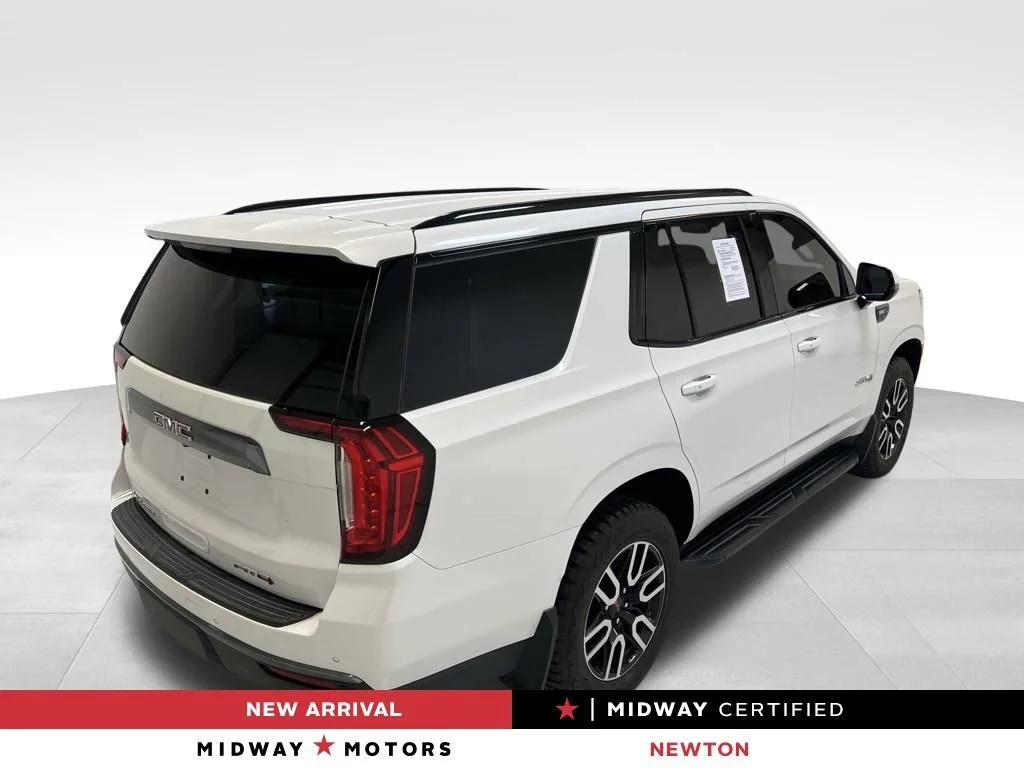 2023 GMC Yukon 4WD AT4's photo