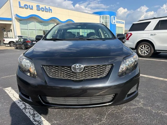 Used 2009 Black Sand Pearl Toyota LE image 3