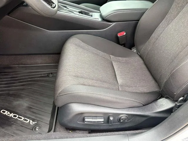 Used 2024  Honda EX image 21