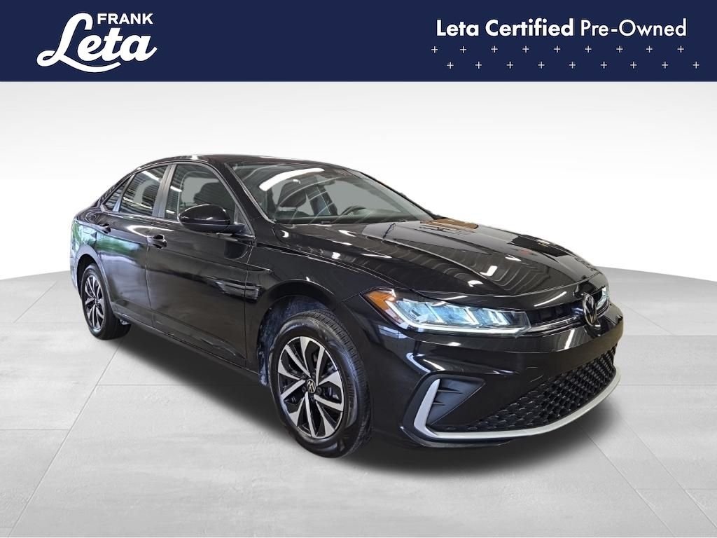 Used 2025 Deep Black Pearl Volkswagen  image 8