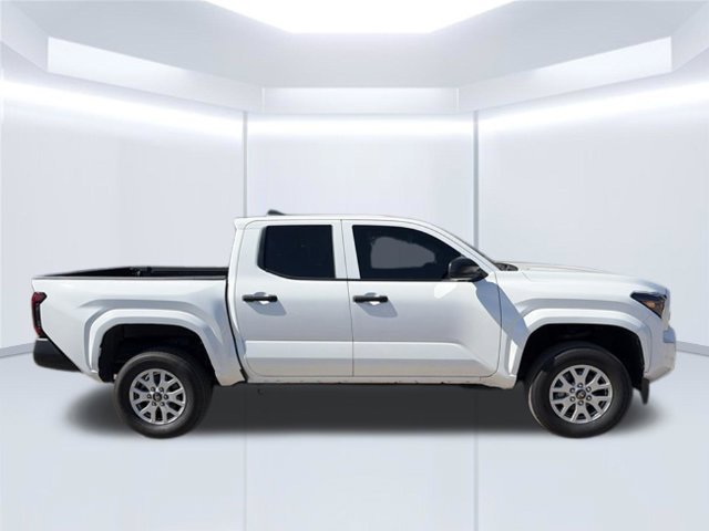 Used 2025 White Toyota SR image 5