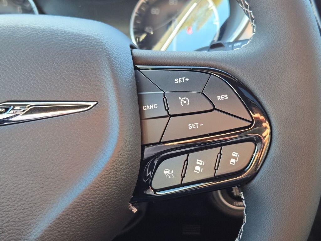 2026 Chrysler Pacifica Limited - Photo 31