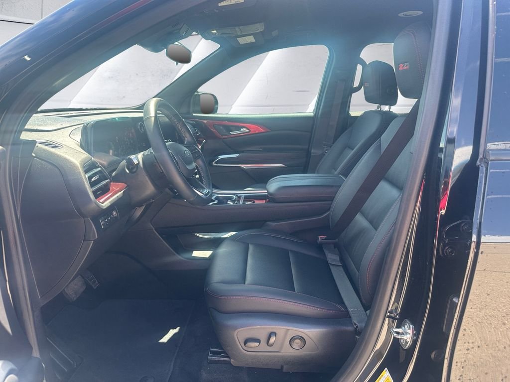 Used 2024 Black Chevrolet Z71 image 8
