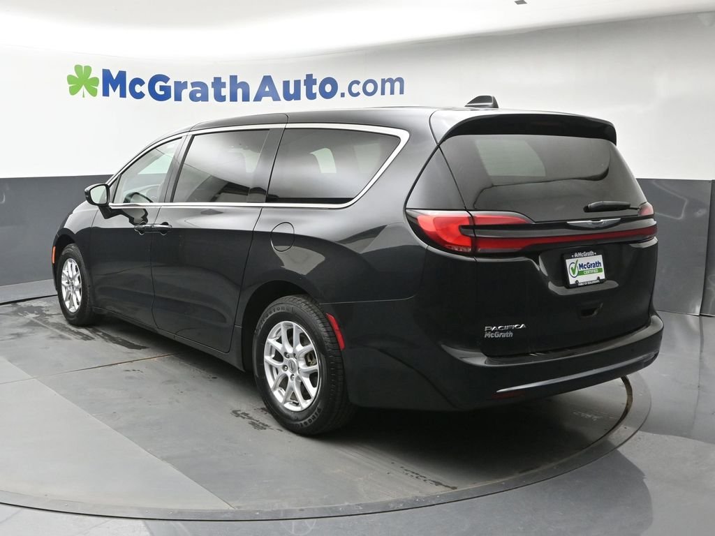 Used 2023 Black Chrysler Touring L image 27