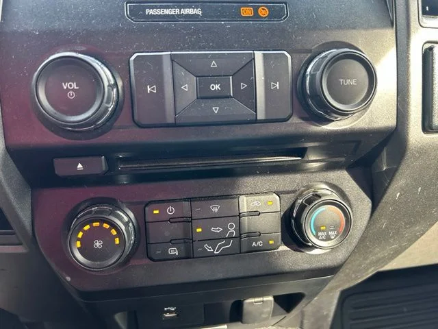 Used 2018 White Ford XL image 11