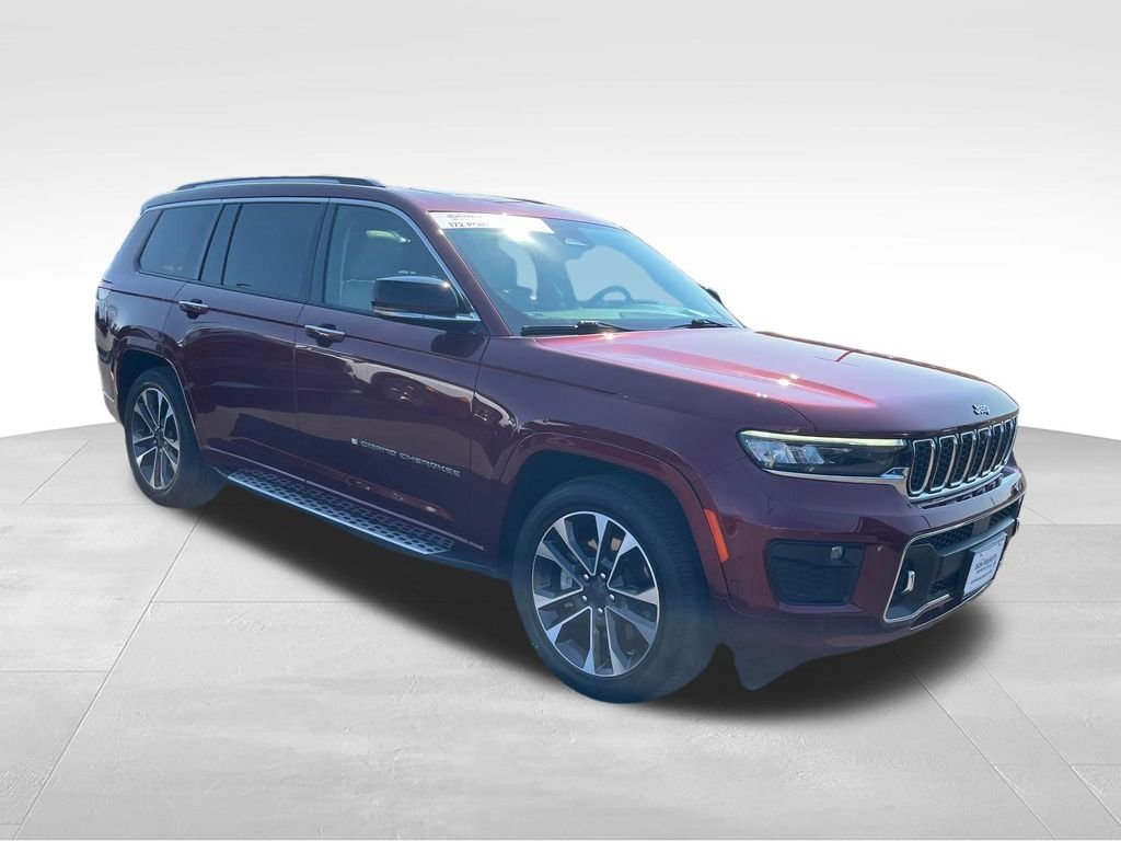 Used 2022 Red Jeep Overland image 7