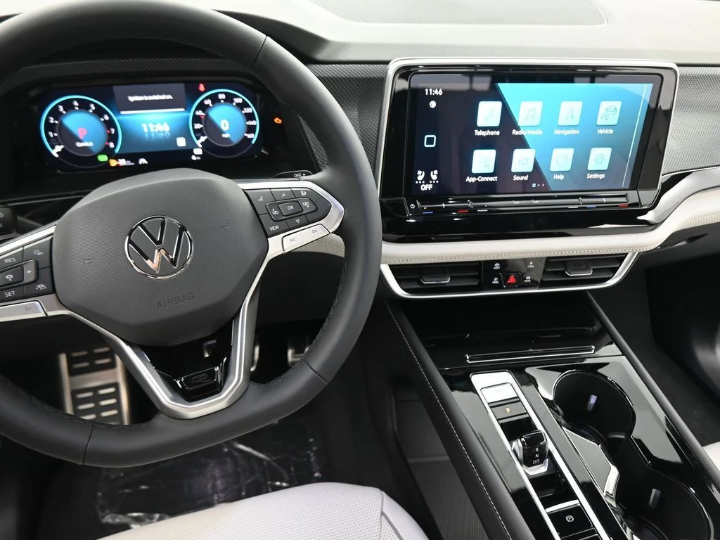 New 2026  Volkswagen 2.0T SEL Premium R-Line image 38