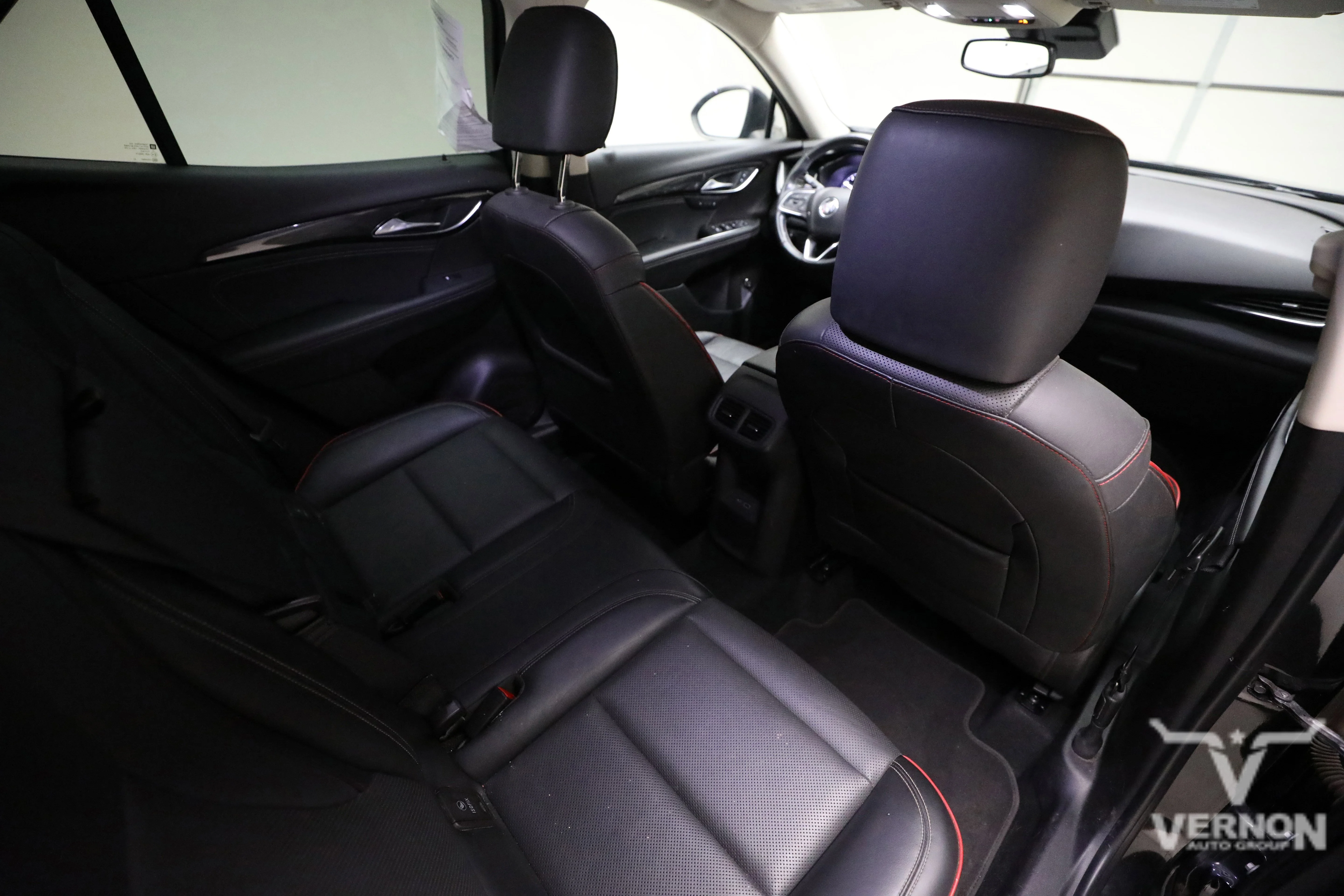 Pre-Owned 2022 Buick Envision Essence