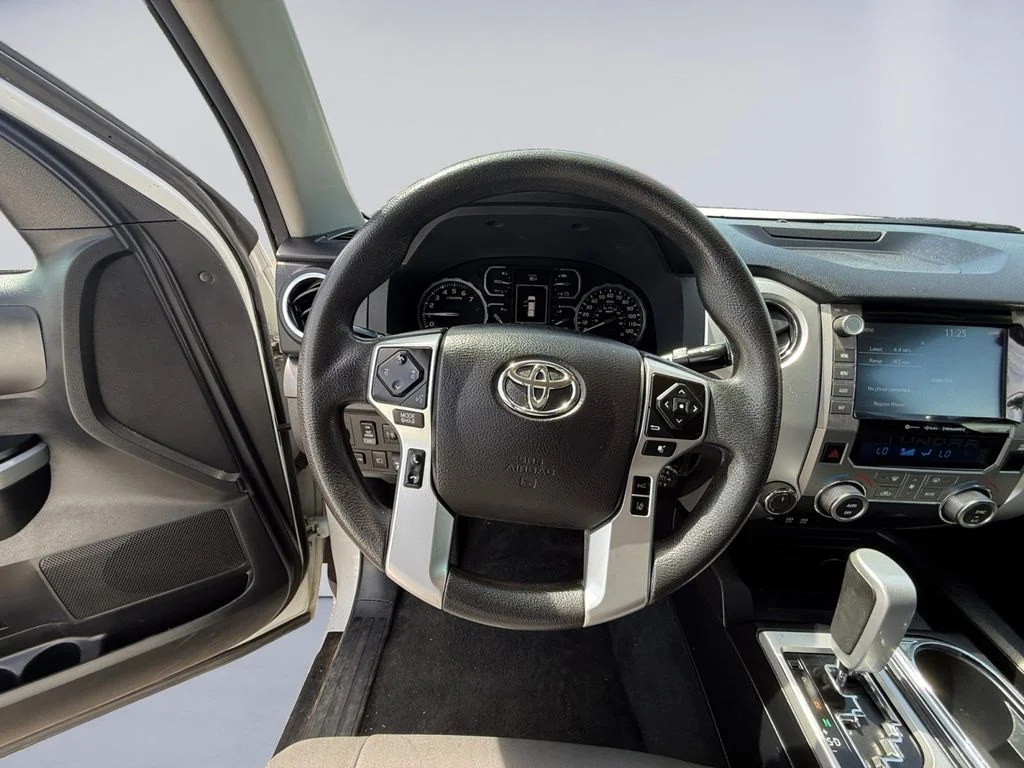 Used 2021 White Toyota SR5 image 14