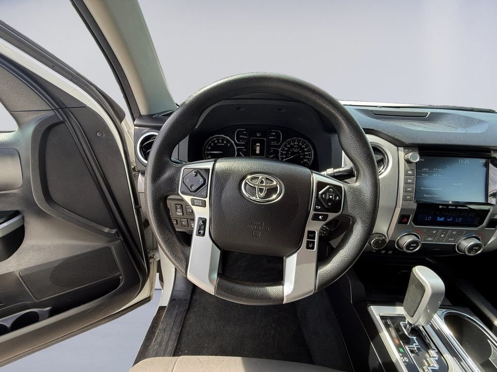 Used 2021 White Toyota SR5 image 14