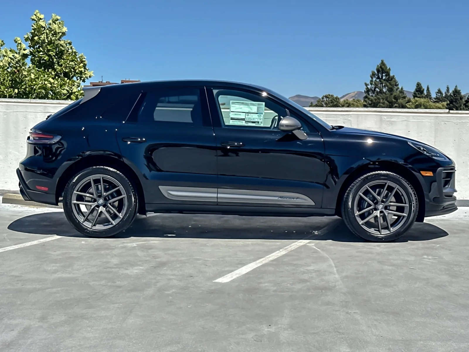 New 2026 Black Porsche T image 9