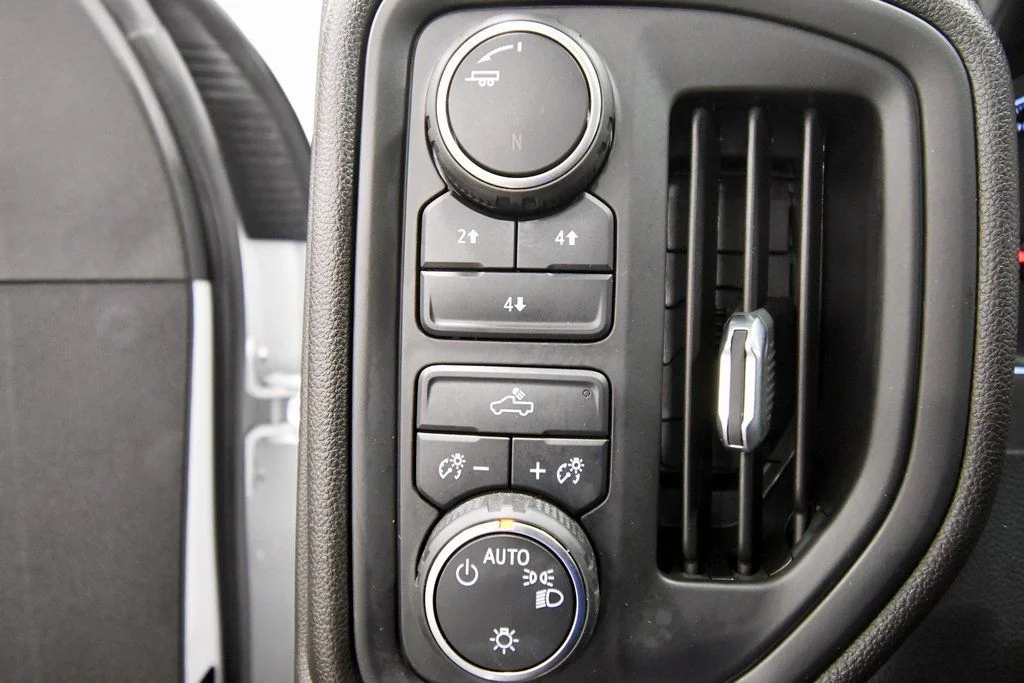 Used 2022 White Chevrolet Work Truck image 15