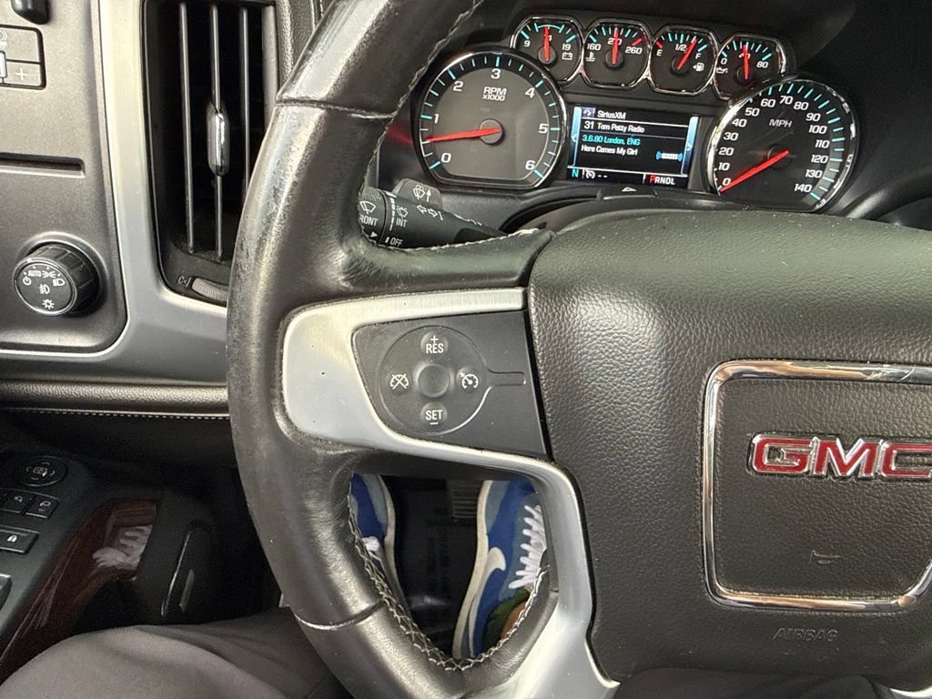 Used 2017 PEPPERDUST METALLIC GMC SLT image 65