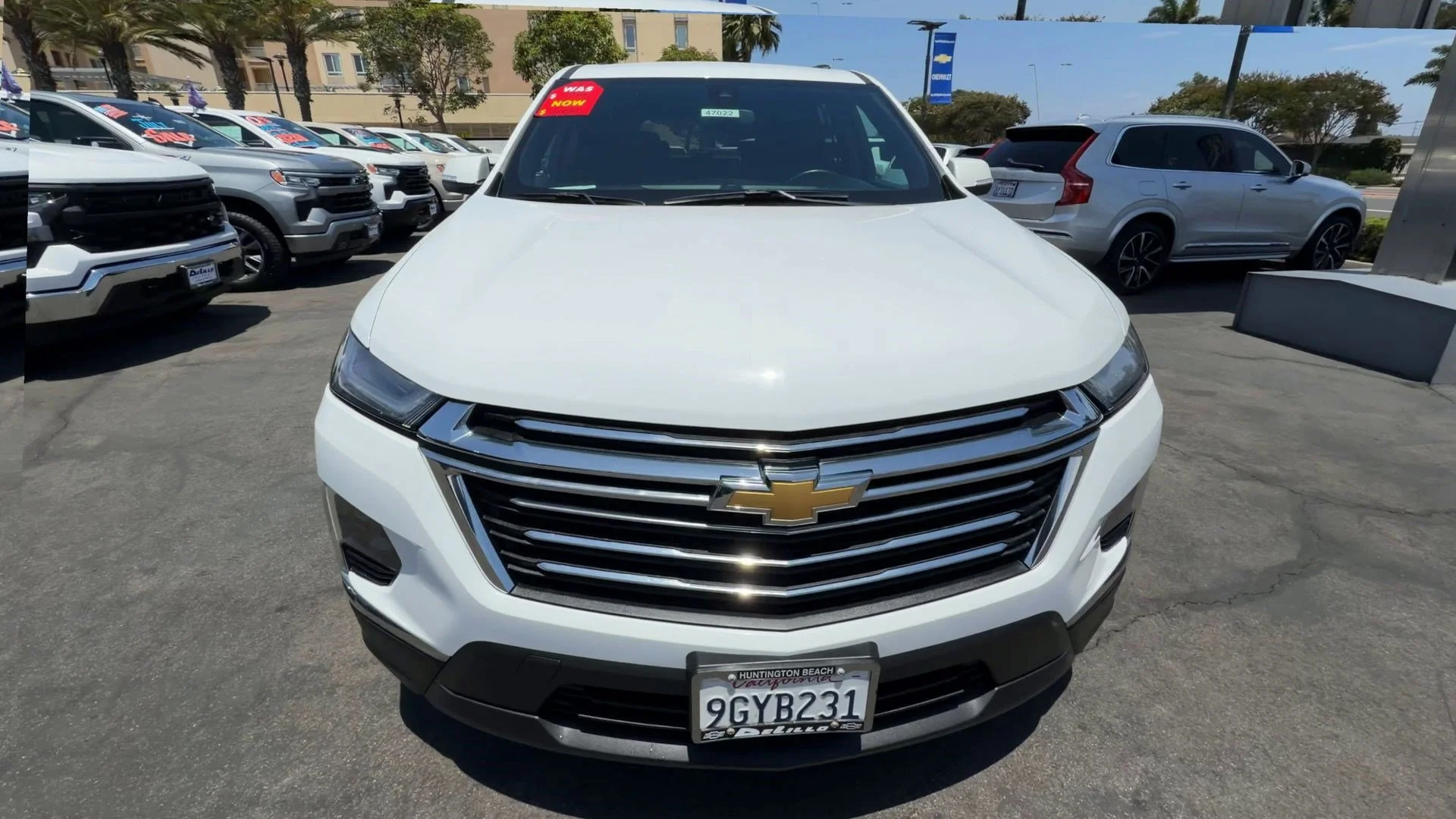 Used 2023 Summit White Chevrolet LT Cloth image 6