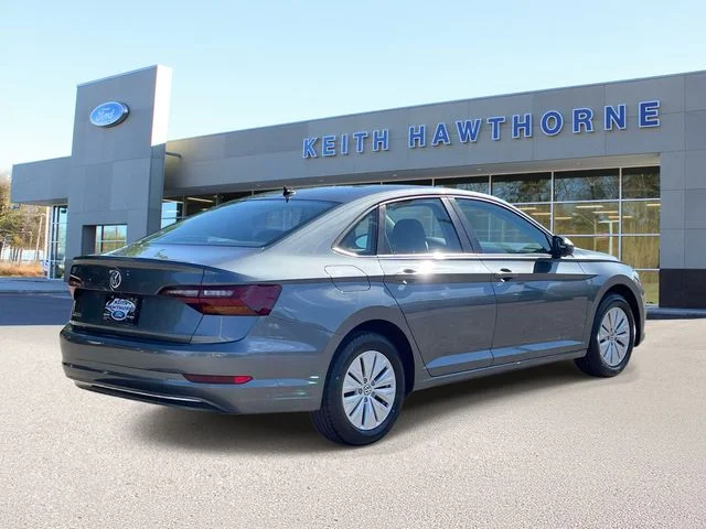Certified Used 2019 Platinum Gray Metallic Volkswagen 1.4T S image 6