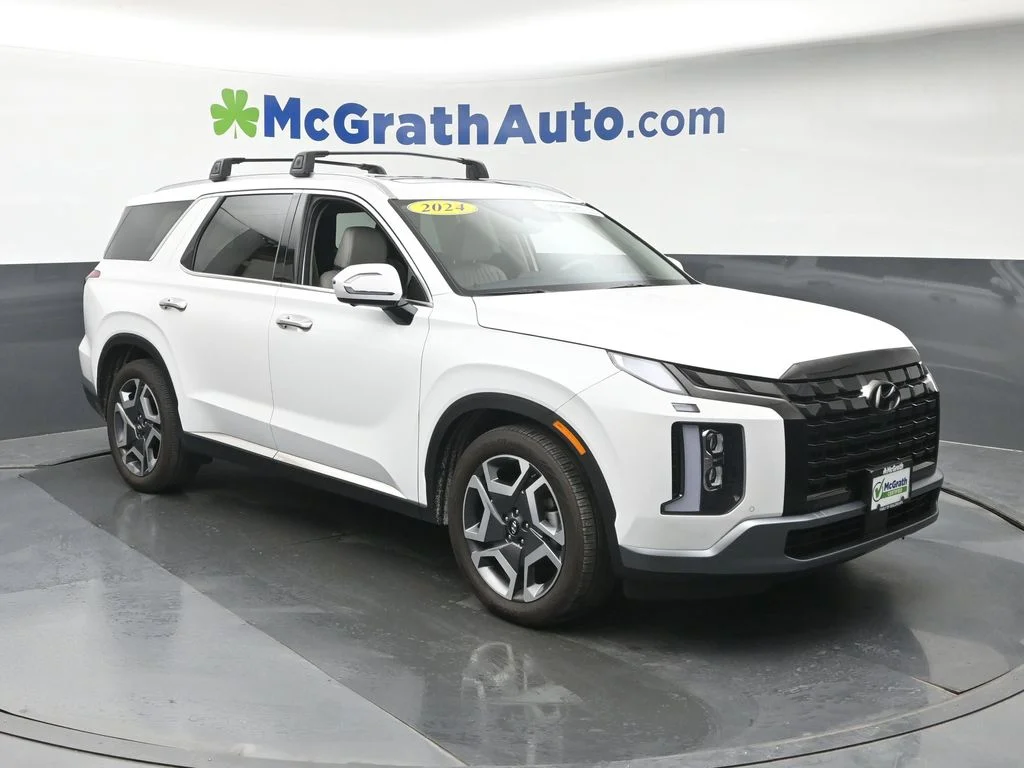 Used 2024 White Hyundai Limited image 2