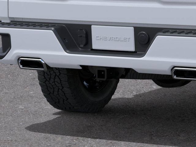 New 2026 Summit White Chevrolet RST image 14
