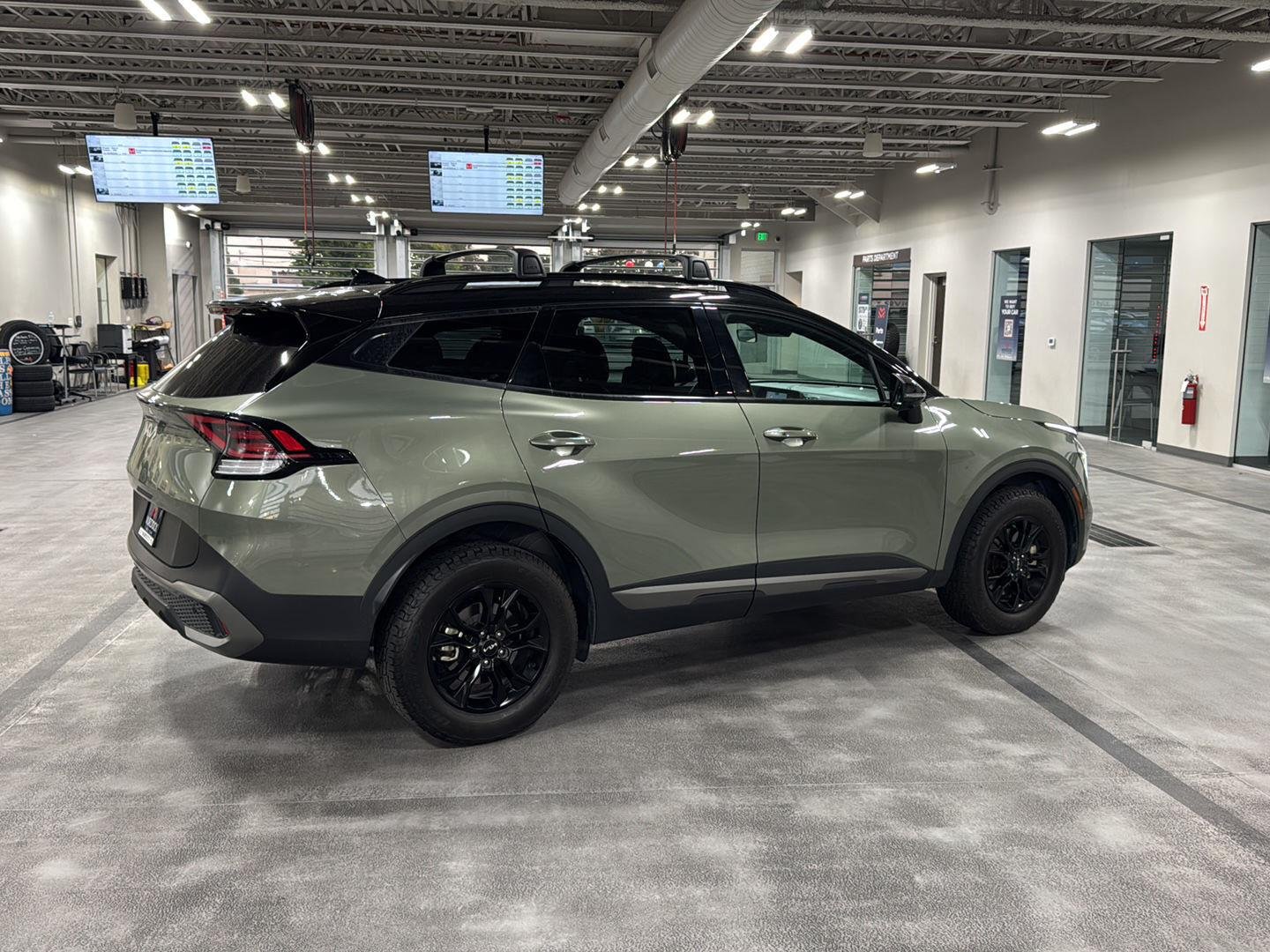 Used 2024 Jungle Green/Ebony Black Roof Kia X-Pro Prestige image 14