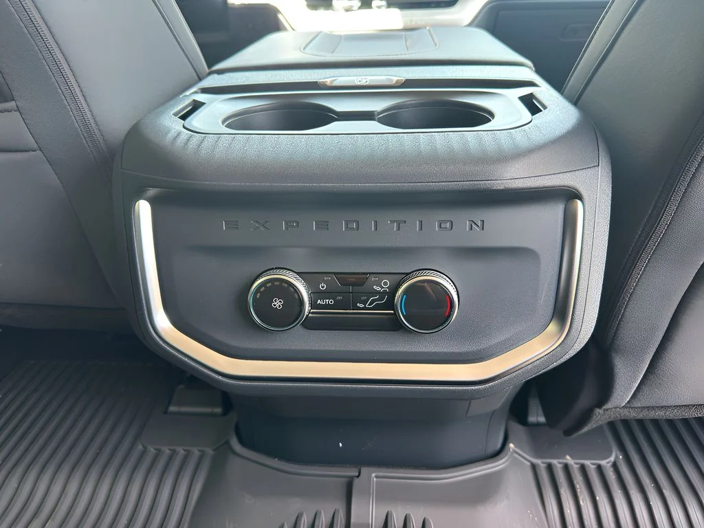 New 2025 Space Silver Metallic Ford Active image 28