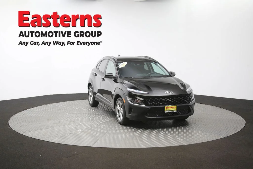 Used 2023 Black Hyundai SEL image 49
