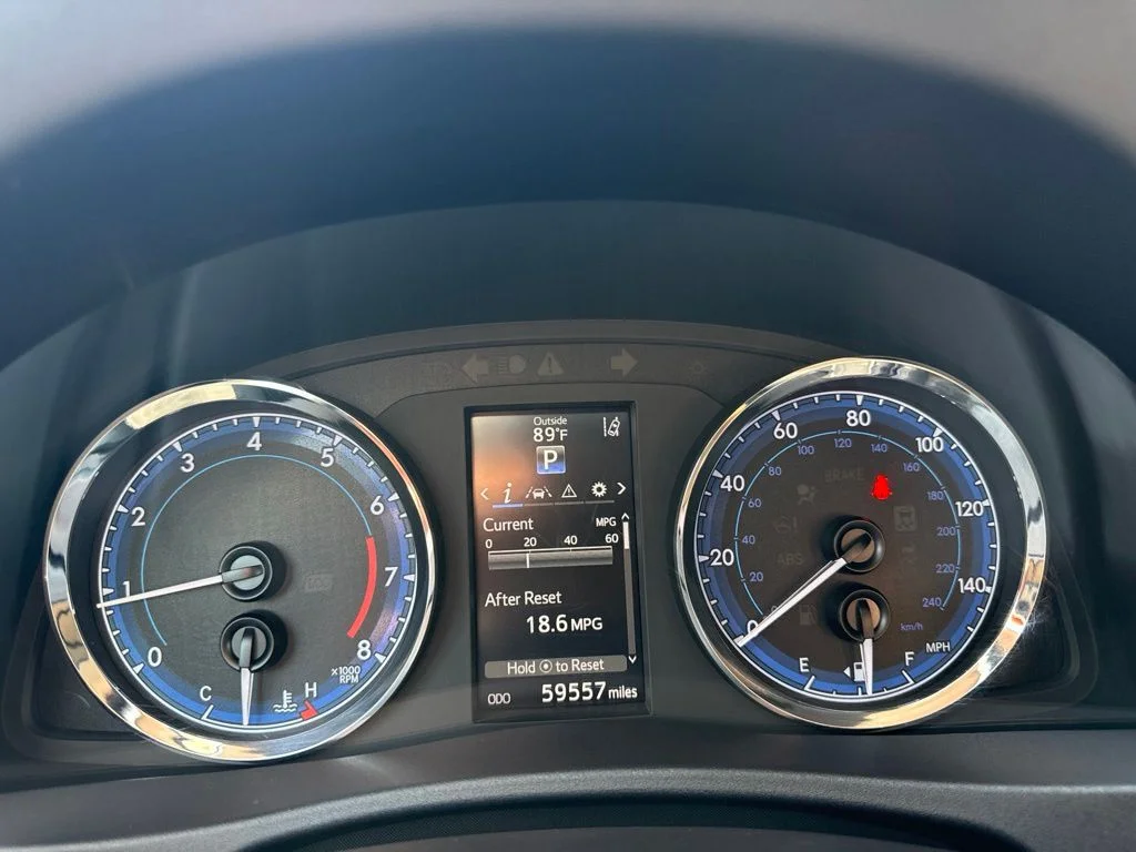 Used 2019 Silver Toyota SE image 59
