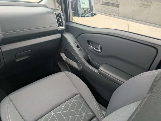 New 2027 Gun Metallic Nissan Crew Cab SV image 17