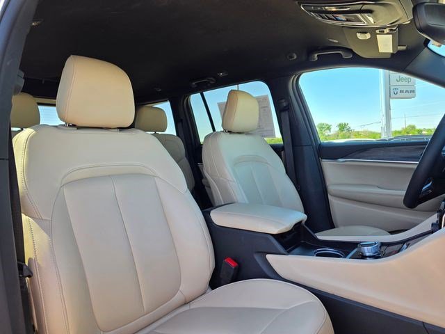 Certified Used 2024 Bright White Clearcoat Jeep Limited image 17