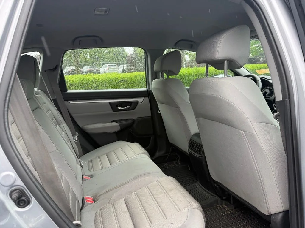 Used 2018 Lunar Silver Metallic Honda LX image 20