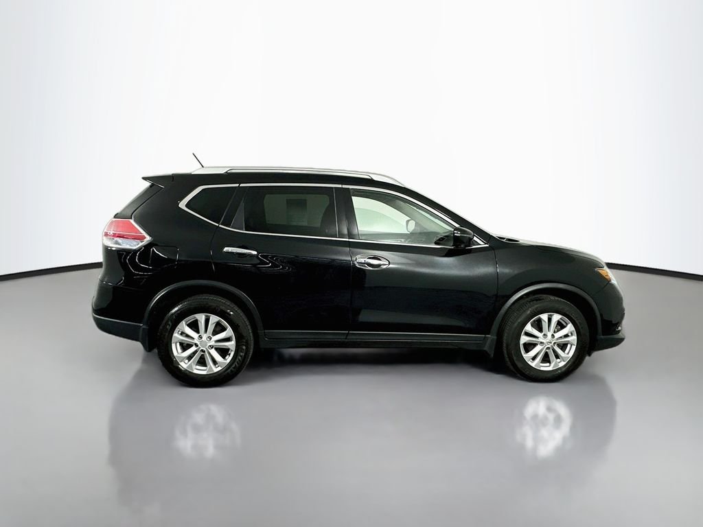 Used 2016 Magnetic Black Nissan SV image 9