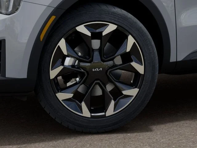 New 2026 Wolf Gray Kia EX image 9