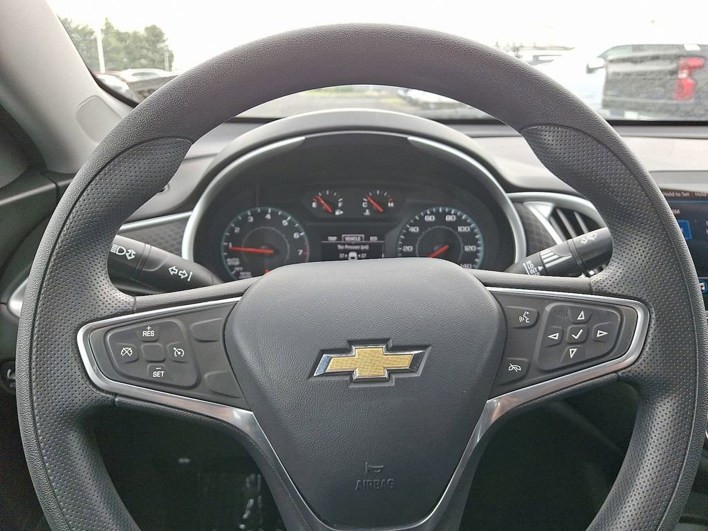 Certified Used 2022 Summit White Chevrolet LS image 19