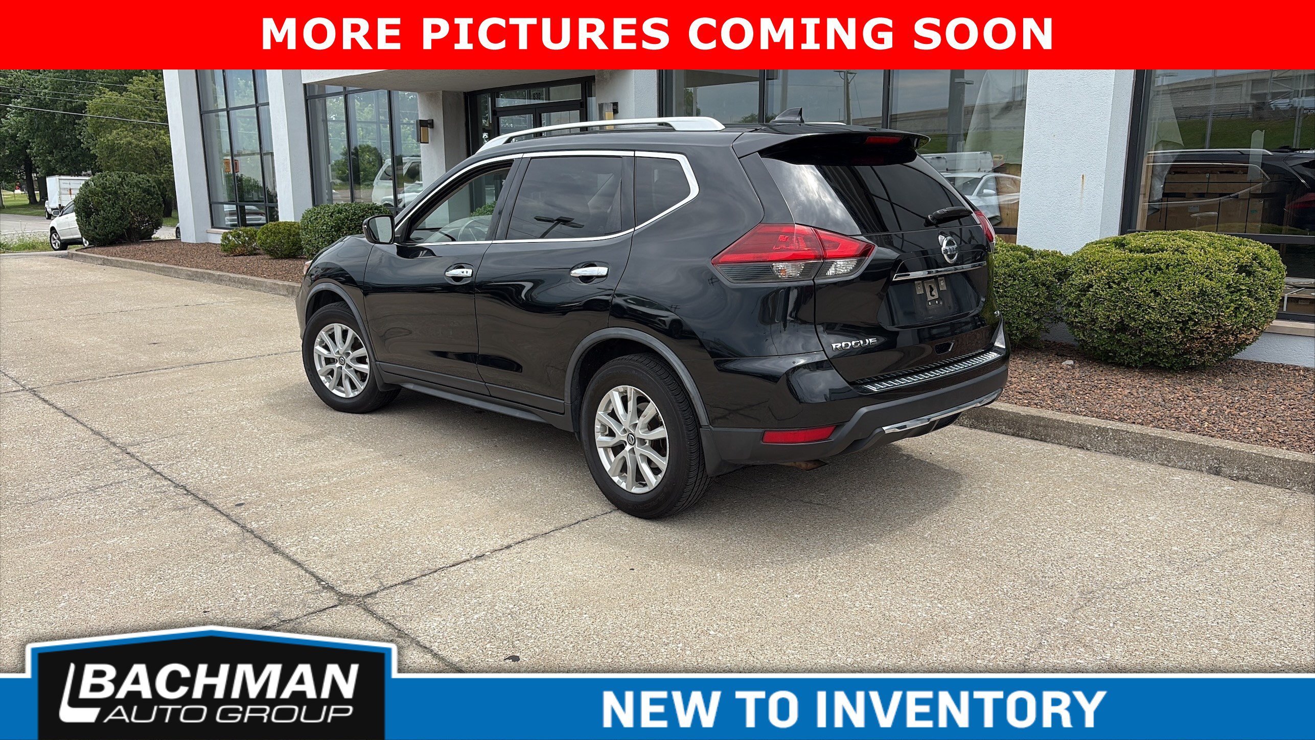 Used 2018 Magnetic Black Nissan SV image 5