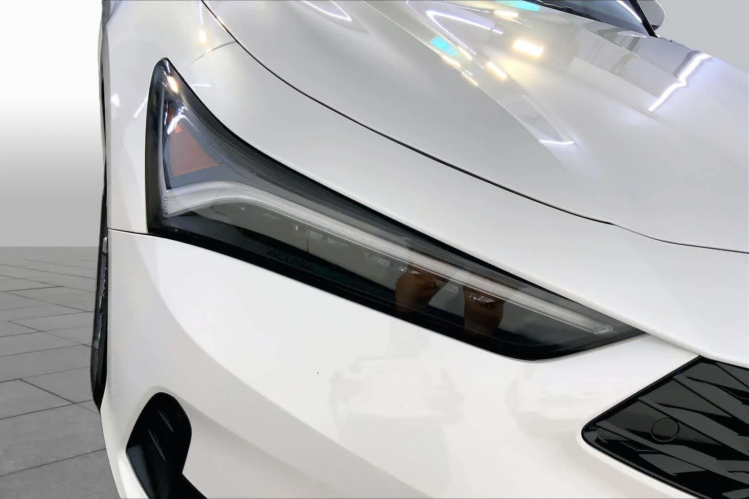 Certified Used 2026 Platinum White Pearl Acura BASE image 27