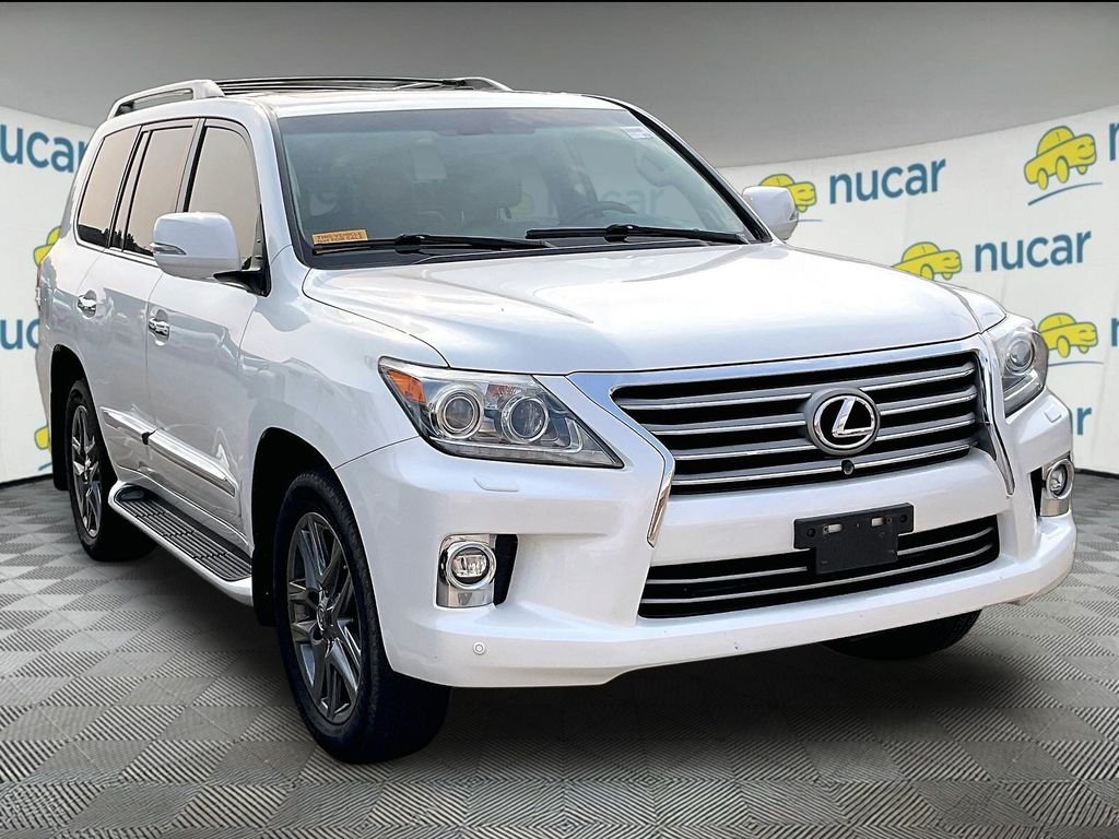 Used 2014 White Lexus 570 image 1