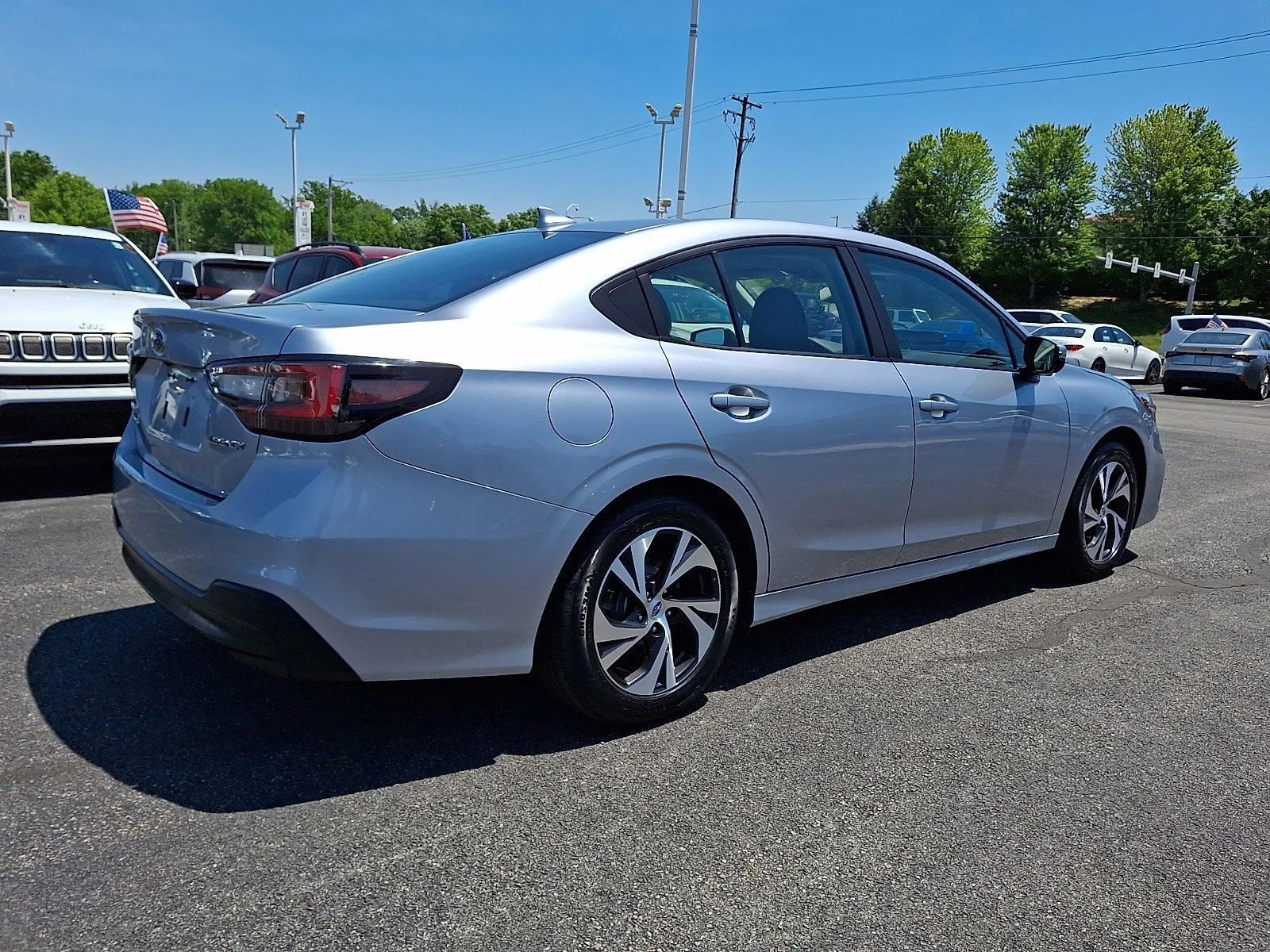 Used 2023 Ice Silver Metallic Subaru Premium image 7