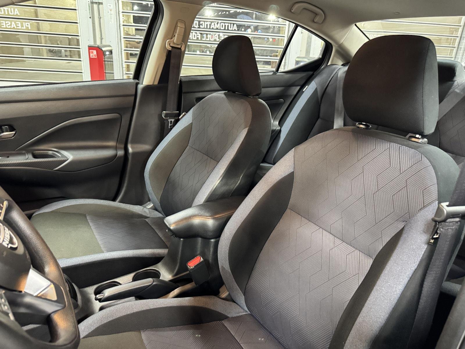 2025 Nissan Versa Sedan SV - Photo 30