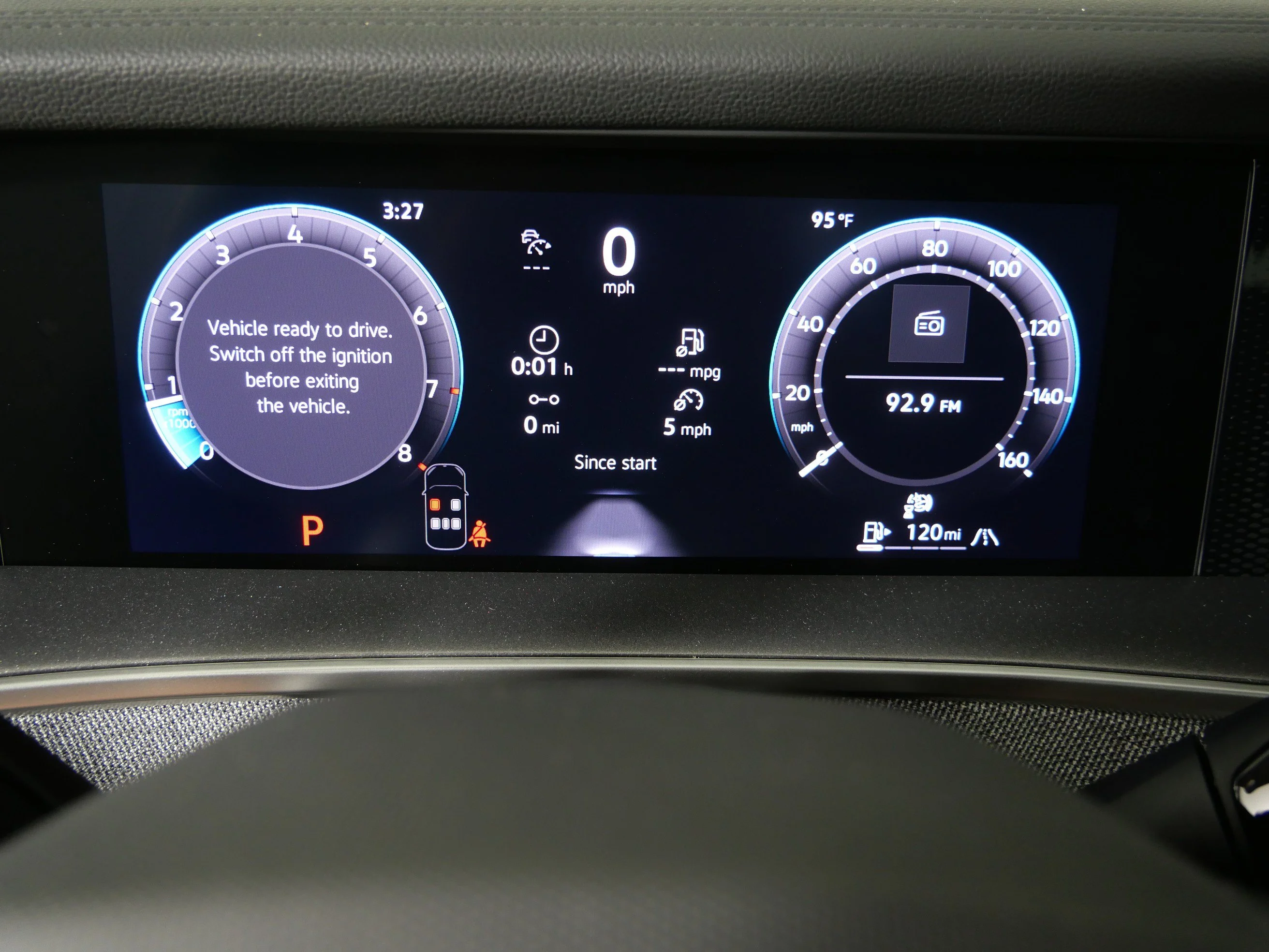 New 2026 Platinum Gray Metallic Volkswagen S image 25