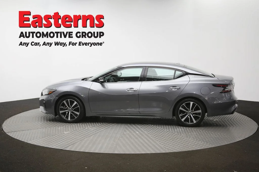 Used 2023 Gray Nissan SV image 61