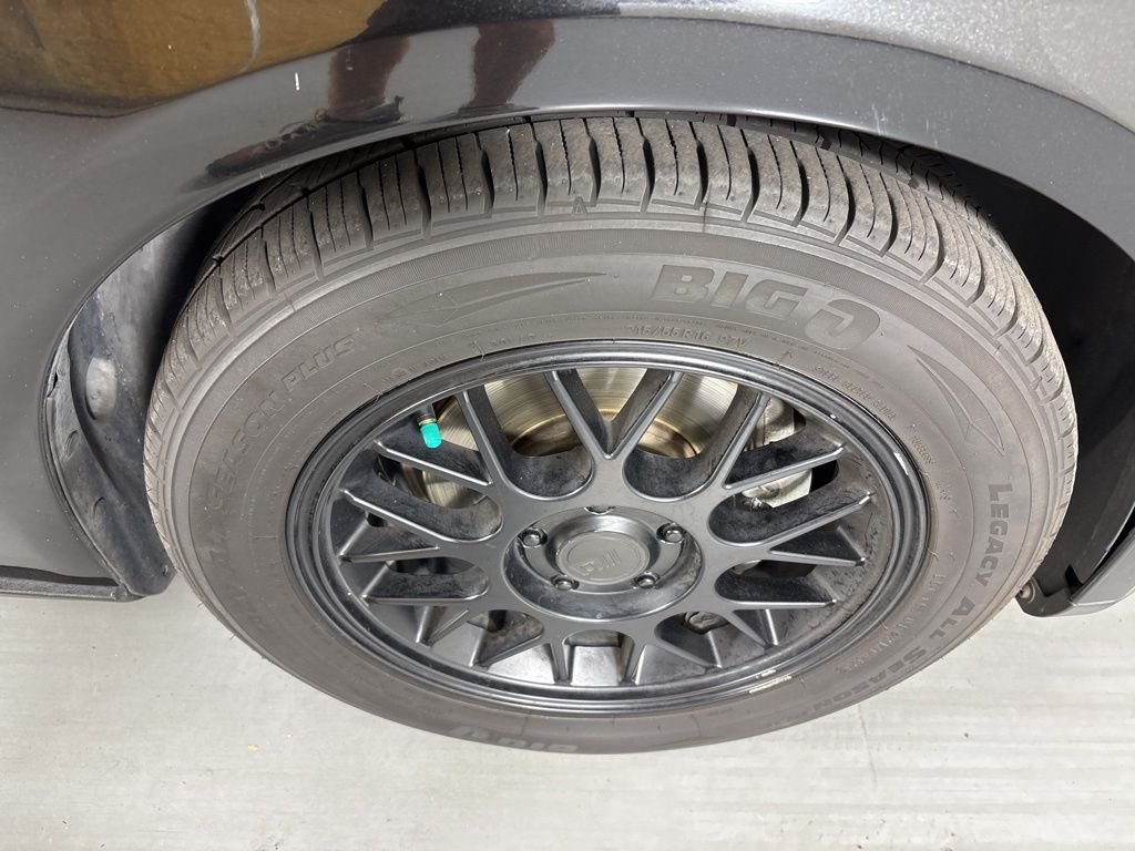 Used 2014 Black Ford SE image 11