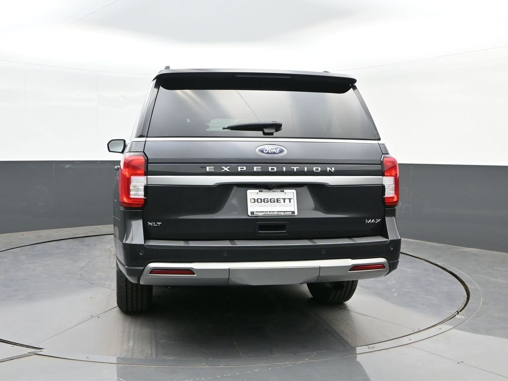 Used 2024 Gray Ford XLT image 8