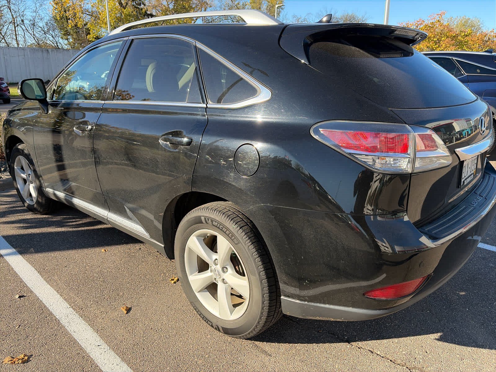 Used 2013 Obsidian Lexus  image 3